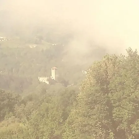Residenza Letizia * Nemeggio